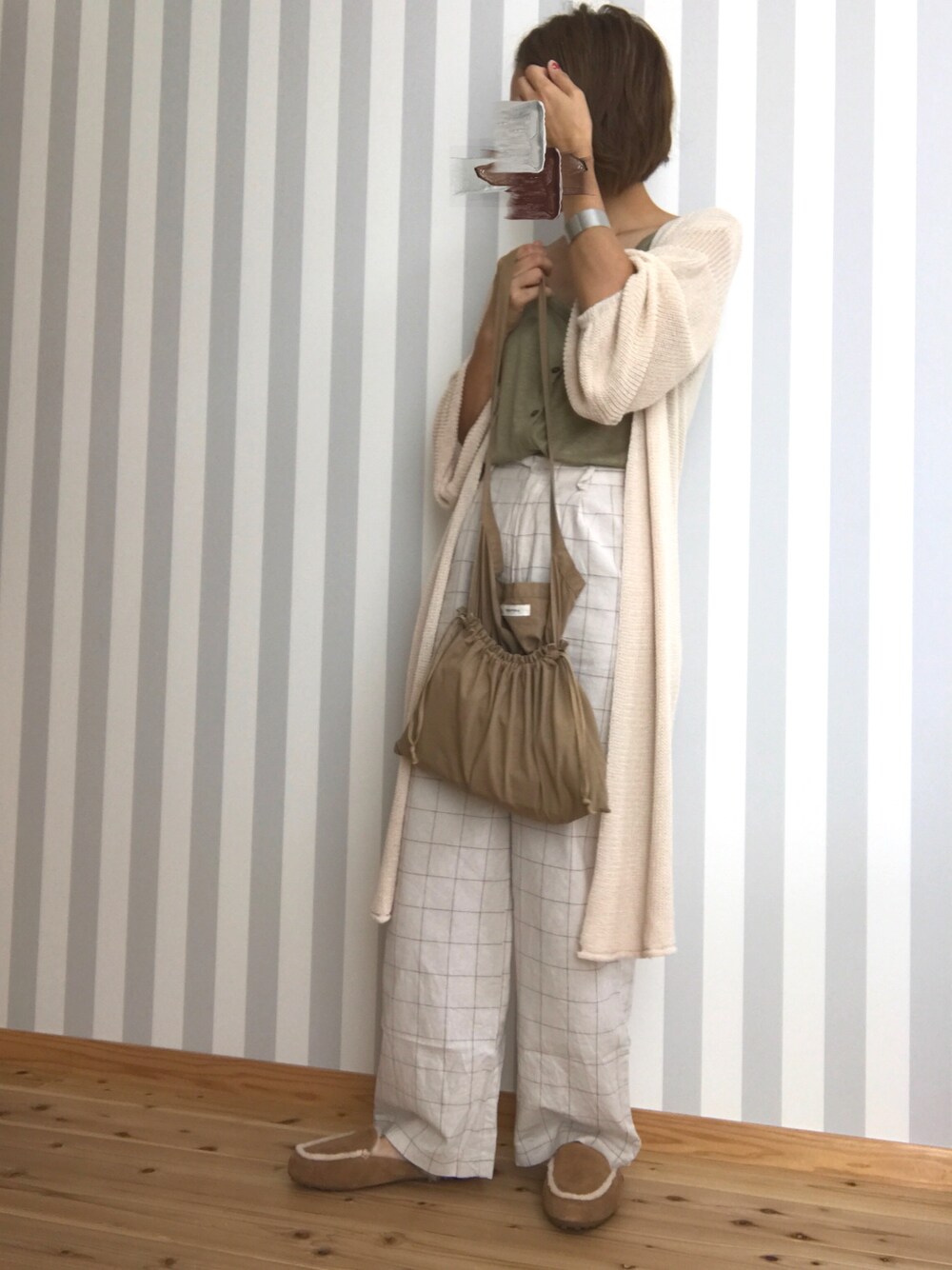 「秋服準備はじめました」｜「TODAYFULのTODAYFUL(トゥディフル)  ''Vintage Apron Sacoche''  ヴィンテージエプロンサコッシュ（ショルダーバッグ、ベージュ系）」を使った、M𓅜さん（レディース・161cm）の秋コーディネートの1枚目の写真