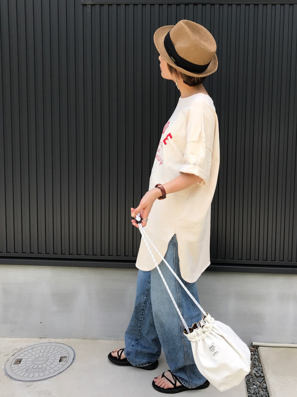「カジュアル、プチプラ、お洒落さんとつながりたい、いいね、save、フォローお願いします🤑、GU、UNIQLO U、ママコーデ、オーバーサイズＴ」｜「GUのアイテム（Tシャツ/カットソー、ベージュ系）」を使った、M𓅜さん（レディース・161cm）の夏コーディネートの1枚目の写真