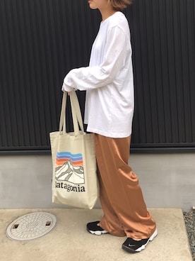 「サテンパンツ」｜「アイテム（その他）」を使った、M𓅜さん（レディース・161cm）の春コーディネート