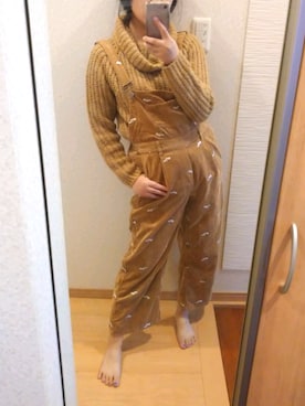 「PUNYUS（プニュズ）のアイテム（オールインワン・サロペット）」を使った、RURUMIさん（レディース・155cm）の秋コーディネート
