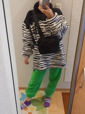 「SPINNS(スピンズ)のアイテム(ボディバッグ/ウエストポーチ)」を使った、RURUMIさん(レディース・155cm)の春コーディネート