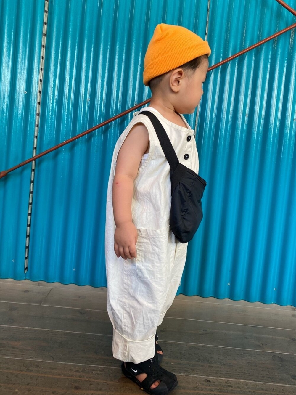 「キッズファッション、男の子、夏コーデ、ラクチンコーデ」｜「NIKEのアイテム（サンダル、ブラック系）」を使った、はるかさん（キッズ・90cm）の夏コーディネートの1枚目の写真