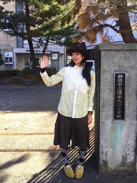 「アイテム（シューズ、パープル系）」を使った、アッコさん（レディース・162cm）の冬コーディネート