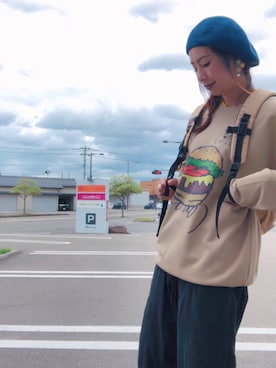 「ハンバーガー柄」｜アッコさん（レディース・162cm）の秋コーディネート