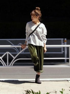 「JOURNAL STANDARD（ジャーナルスタンダード）のベルベット ギャザーパンツ_#（その他パンツ）」を使った、SANGUさん（レディース・160cm）の秋コーディネート