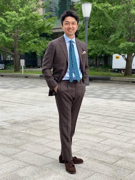 「アイテム（スーツセット、ブラウン系）」を使った、YUKI KASAHARAさん（メンズ・180cm）の春コーディネート