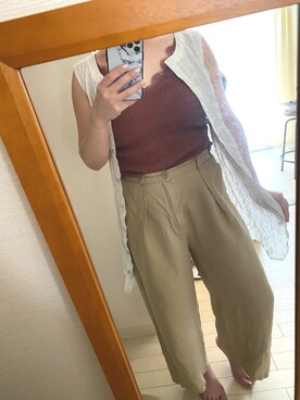 「GU（ジーユー）のアイテム（パンツ、ベージュ系）」を使った、あぽーにゃさん（レディース・155cm）の夏コーディネート