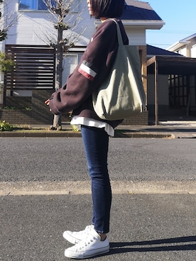 「zozoデニム」｜「アイテム（スウェット）」を使った、RIyO.さん（レディース・157cm）の冬コーディネート