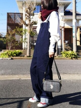 riSa.使用「CONVERSE TOKYO（【WEARISTA MAYUMI プロデュース】ダメージスウェット）」的時尚穿搭
