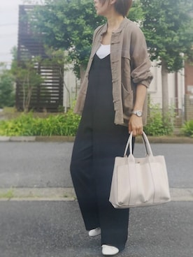 「RODE SKO」｜「アイテム（アナログ腕時計）」を使った、RIyO.さん（レディース・157cm）の夏コーディネート