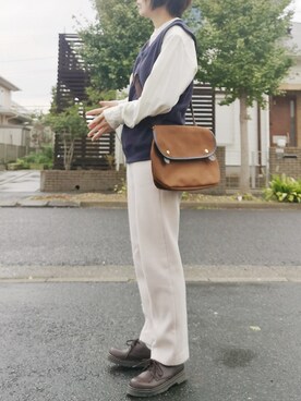 「DHOLIC STYLE（ディーホリックスタイル）のアイテム（ベスト）」を使った、RIyO.さん（レディース・157cm）の秋コーディネート