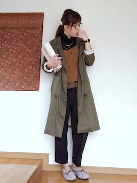 「アイテム（トレンチコート、グリーン系）」を使った、shimaさん（レディース・164cm）の冬コーディネート
