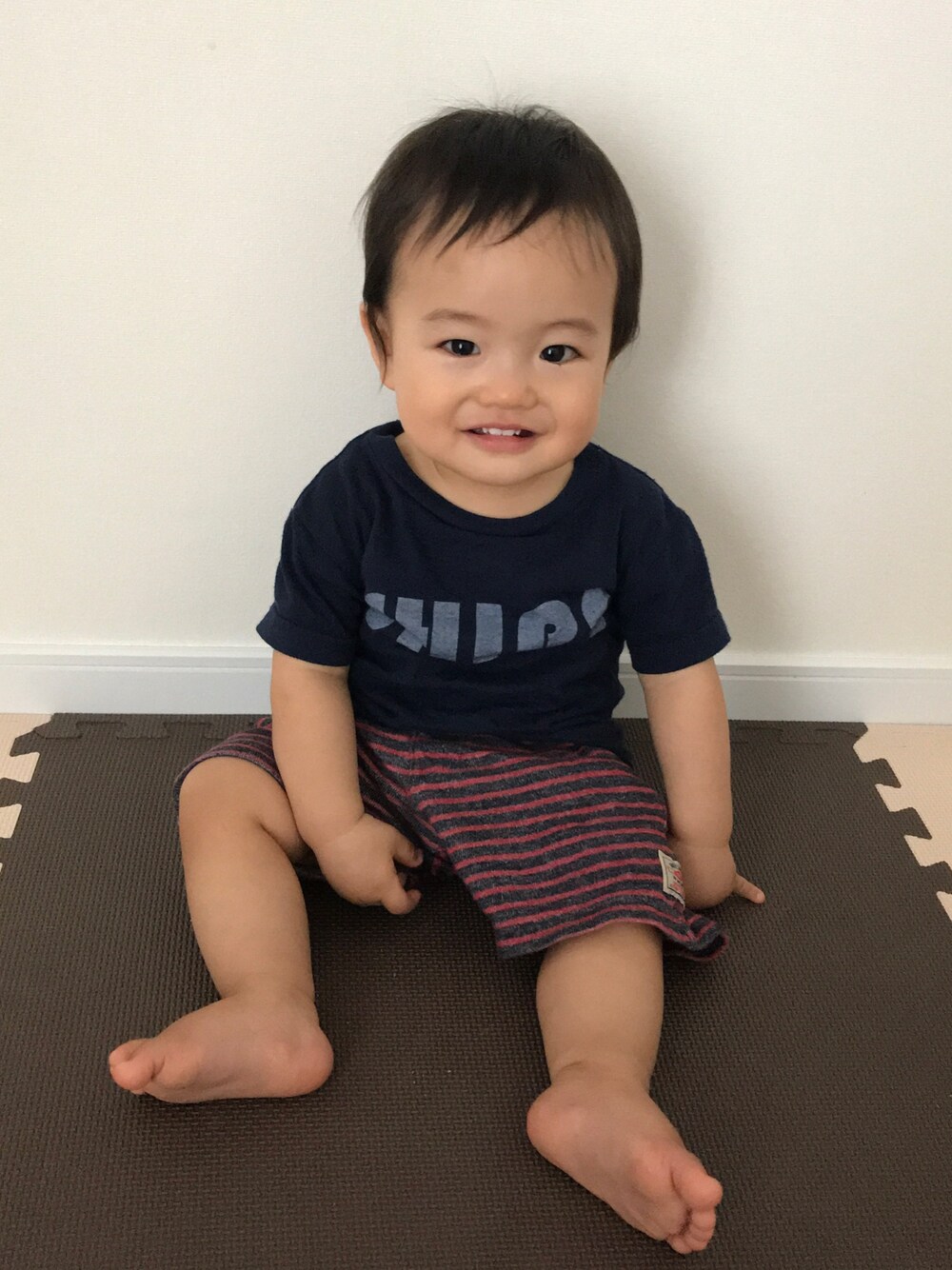 「０歳、男の子、男の子ベビー」｜「SHIPSのSHIPS KIDS:ボーダー ハーフ(baby)（その他パンツ、ブルー系）」を使った、ayaさん（キッズ・70cm）の冬コーディネートの1枚目の写真