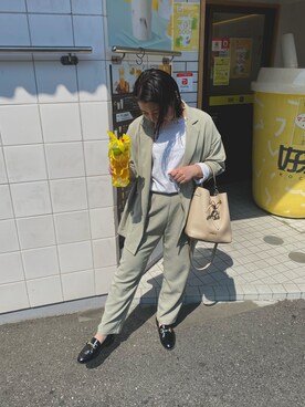 「Omekashi（オメカシ）のアイテム（ジャケット/アウター）」を使った、meguさん（レディース・154cm）の春コーディネート