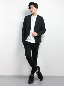 「THE CASUAL（カジュアル）のアイテム（テーラードジャケット）」を使った、武井一輝さん（メンズ・173cm）の冬コーディネート