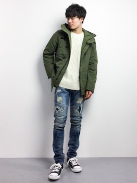 「SVEC（シュベック）のアイテム」を使った、武井一輝さん（メンズ・173cm）の冬コーディネート