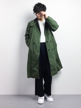 「URBAN RESEARCH（アーバンリサーチ）のアイテム（トレンチコート）」を使った、武井一輝さん（メンズ・173cm）の冬コーディネート
