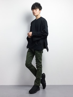 「CASPER JOHN AIVER（キャスパージョンアイバー）のアイテム（スウェット）」を使った、武井一輝さん（メンズ・173cm）の冬コーディネート