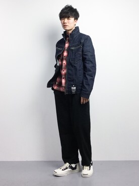 「G-STAR RAW（ジースターロゥ）のアイテム（デニムジャケット）」を使った、武井一輝さん（メンズ・173cm）の冬コーディネート