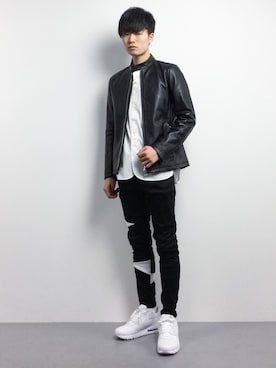 「JUNRED（ジュンレッド）のアイテム（ライダースジャケット）」を使った、武井一輝さん（メンズ・173cm）の冬コーディネート