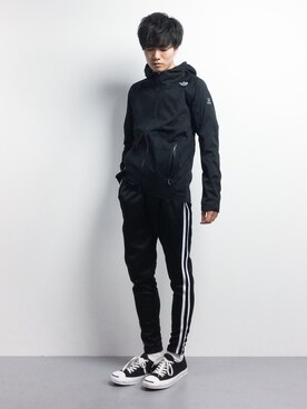 「CASPER JOHN AIVER（キャスパージョンアイバー）のアイテム（パンツ）」を使った、武井一輝さん（メンズ・173cm）の冬コーディネート