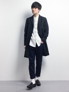 「ノーカラーシャツ」｜「アイテム（チェスターコート）」を使った、武井一輝さん（メンズ・173cm）の冬コーディネート