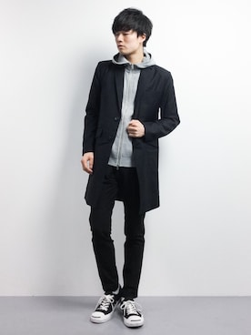 「jiggys shop（ジギーズショップ）のアイテム（チェスターコート）」を使った、武井一輝さん（メンズ・173cm）の春コーディネート
