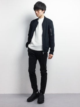 「jiggys shop（ジギーズショップ）のアイテム（MA-1）」を使った、武井一輝さん（メンズ・173cm）の春コーディネート