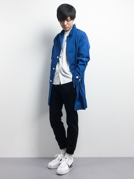 「ノーカラーシャツ」｜「アイテム（ステンカラーコート）」を使った、武井一輝さん（メンズ・173cm）の春コーディネート