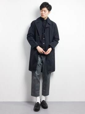 「靴下チラ見せ」｜「アイテム（ステンカラーコート）」を使った、武井一輝さん（メンズ・173cm）の春コーディネート