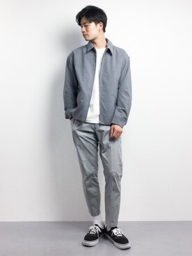 「ROXD（ロッド）のアイテム（トップス）」を使った、武井一輝さん（メンズ・173cm）の春コーディネート