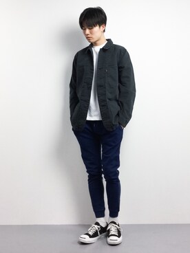 「Levi's（リーバイス）のアイテム（その他アウター）」を使った、武井一輝さん（メンズ・173cm）の春コーディネート