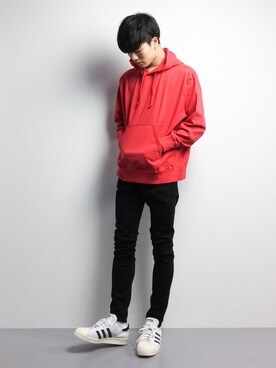 「MONKEY TIME（モンキータイム）のアイテム（デニムパンツ）」を使った、武井一輝さん（メンズ・173cm）の春コーディネート