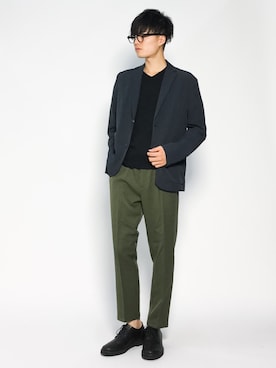 「TRANS CONTINENTS（トランスコンチネンツ）のアイテム（パンツ）」を使った、武井一輝さん（メンズ・173cm）の夏コーディネート