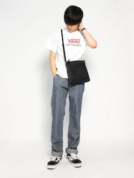 「VANS（バンズ）のアイテム（Tシャツ/カットソー）」を使った、武井一輝さん（メンズ・173cm）の夏コーディネート