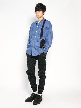 「CASPER JOHN AIVER（キャスパージョンアイバー）のアイテム（バッグ）」を使った、武井一輝さん（メンズ・173cm）の夏コーディネート