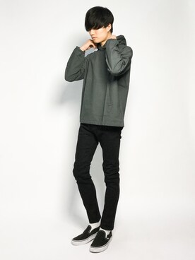 「SHIPS JET BLUE（シップスジェットブルー）のアイテム（パンツ）」を使った、武井一輝さん（メンズ・173cm）の秋コーディネート