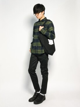 「UNDEFEATED (アンディフィーテッド)のアイテム」を使った、武井一輝さん(メンズ・173cm)の秋コーディネート