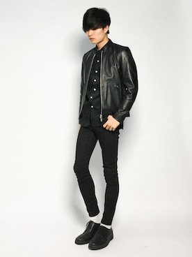 「STUDIOUS（ステュディオス）のアイテム（ライダースジャケット）」を使った、武井一輝さん（メンズ・173cm）の秋コーディネート