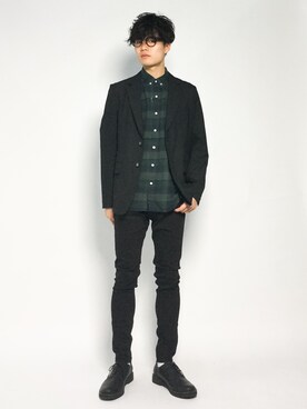 「MONKEY TIME（モンキータイム）のアイテム（デニムパンツ）」を使った、武井一輝さん（メンズ・173cm）の秋コーディネート