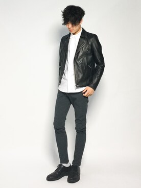 「STUDIOUS（ステュディオス）のアイテム（ライダースジャケット）」を使った、武井一輝さん（メンズ・173cm）の秋コーディネート