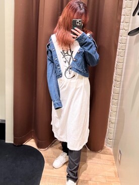 「ﾋﾞｯｸﾞｼﾙｴｯﾄ」｜「アイテム（ジャケット/アウター）」を使った、hzktoさん（レディース・161cm）の春コーディネート