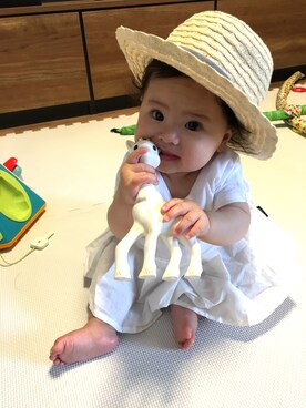 「麦わら帽子」｜「アイテム（おもちゃ）」を使った、305さん（キッズ・70cm）の夏コーディネート