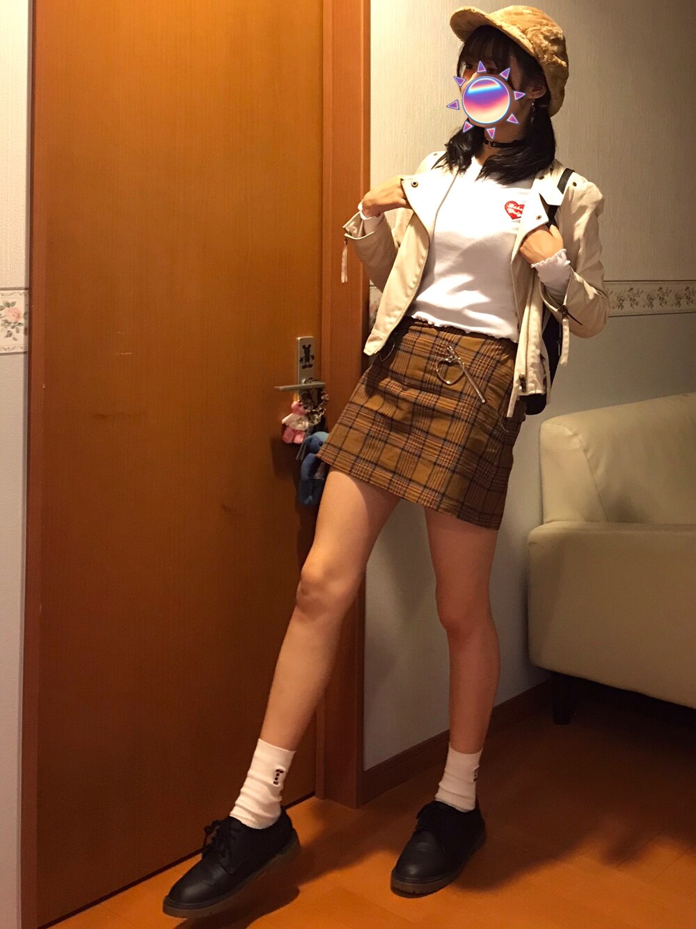 「SPINNSのアイテム（スカート、ブラウン系）」を使った、なななさん（レディース・163cm）の秋コーディネートの1枚目の写真