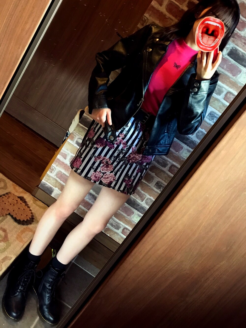 「COMME CA ISMのアイテム（スカート、その他）」を使った、なななさん（レディース・163cm）の秋コーディネートの1枚目の写真
