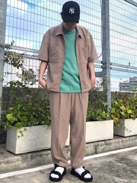 「JUNRED（ジュンレッド）のアイテム（サンダル）」を使った、EIJIさん（メンズ・173cm）の夏コーディネート