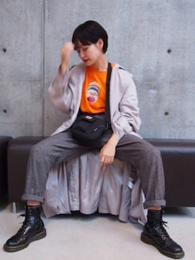 「アイテム（トレンチコート、シルバー系）」を使った、mahoさん（レディース・159cm）の秋コーディネート