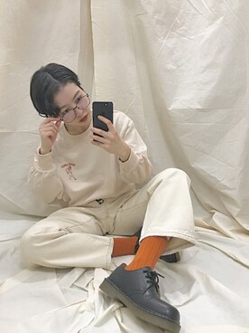 「消えそうな色コーデ」｜「アイテム（スウェット）」を使った、mahoさん（レディース・159cm）の春コーディネート