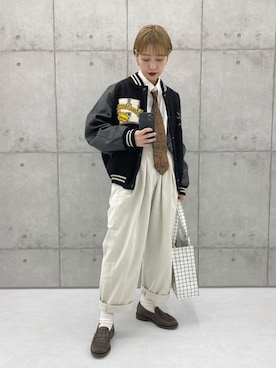 「レトロ」｜「アイテム（スタジャン）」を使った、mahoさん（レディース・159cm）の秋コーディネート