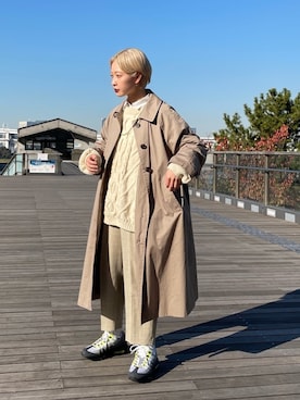 「アイテム（ステンカラーコート）」を使った、mahoさん（レディース・159cm）の冬コーディネート